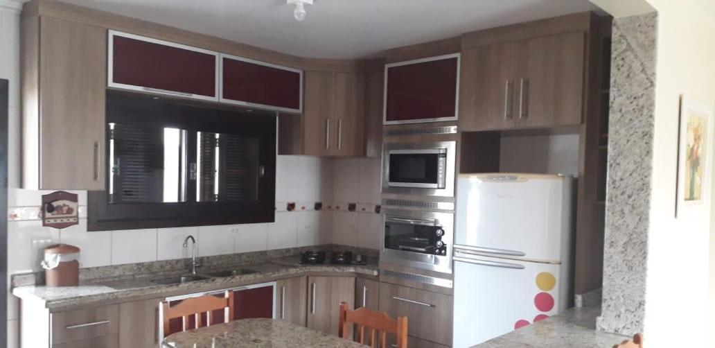 Residencial Franca Garopaba Appartement Buitenkant foto