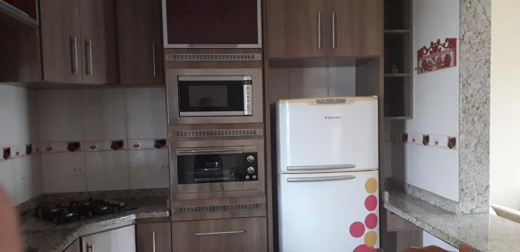 Residencial Franca Garopaba Appartement Buitenkant foto